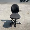 Ghế xoay nhân viên lưng bo cong