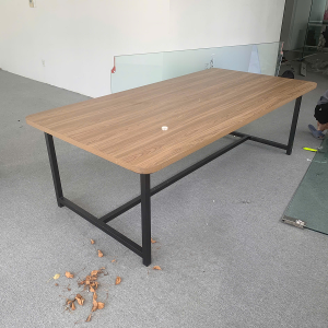 Bàn họp văn phòng chân sắt 2m4 x 1m2